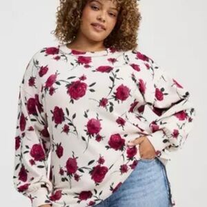TORRID DROP SHOULDER LONG SLEEVE RIB TEE//UPBEAT ROSES FLORAL BIRCH DESIGN//SZ 5